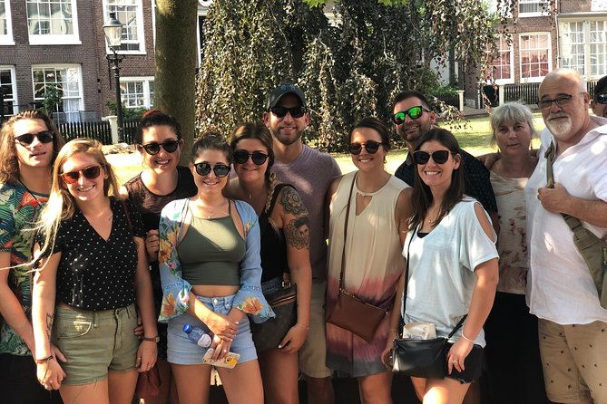 amsterdam-after-dark-public-red-light-district-exploration