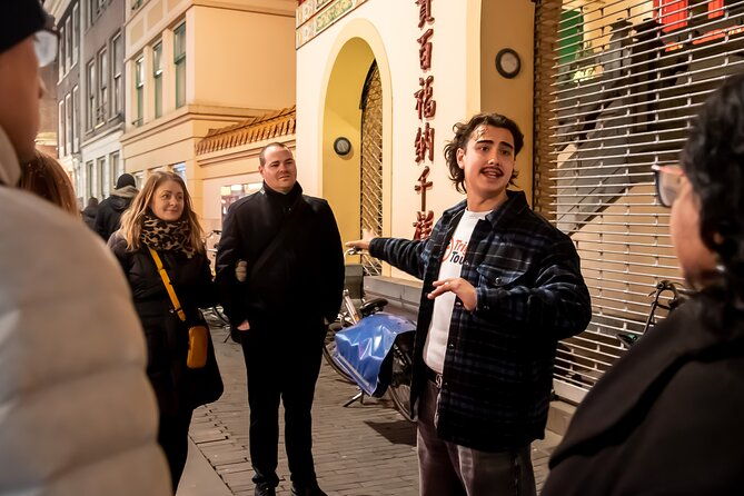 amsterdam-red-light-district-and-city-center-walking-tour