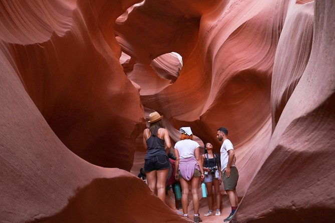 antelope-canyon-luxury-private-tour-from-las-vegas