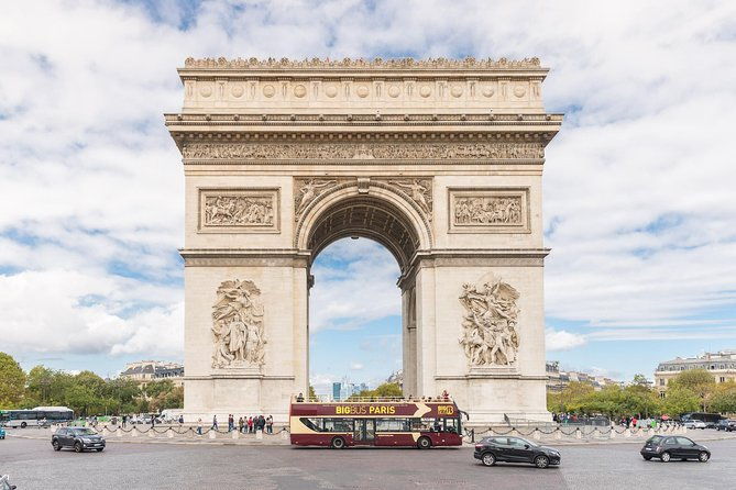 arc-de-triomphe-self-guided-ticket-big-bus-hop-on-hop-off