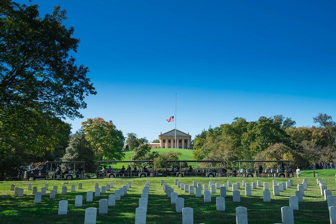 arlington-national-cemetery-hop-on-hop-off-tour
