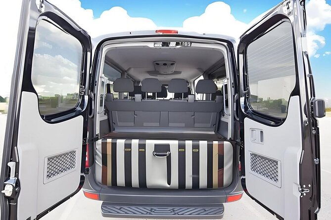 Arrival - Private Transfer Honolulu Airport to Waikiki Hotel