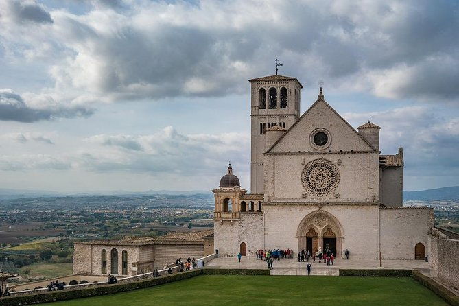 assisi-and-cascia-st-francis-st-claire-and-st-rita-private-tour-from-rome