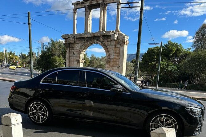 athens-guided-tour-with-electric-limousine