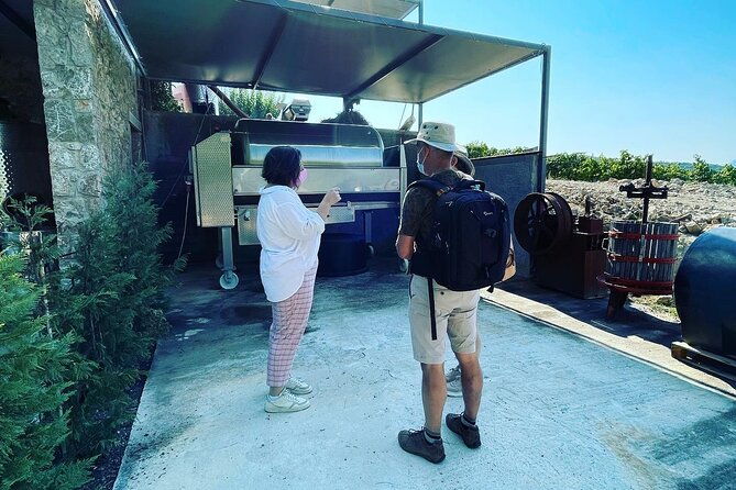 athens-wine-tour-with-wine-expert