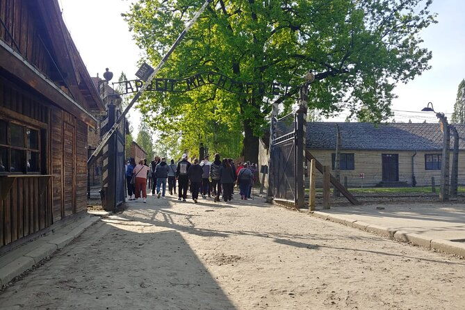 auschwitz-birkenau-tour-with-private-transport-from-krakow-2