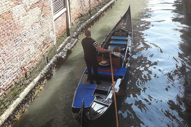 bacaro-tour-in-venice-walk-eat-and-drink-in-venice-2