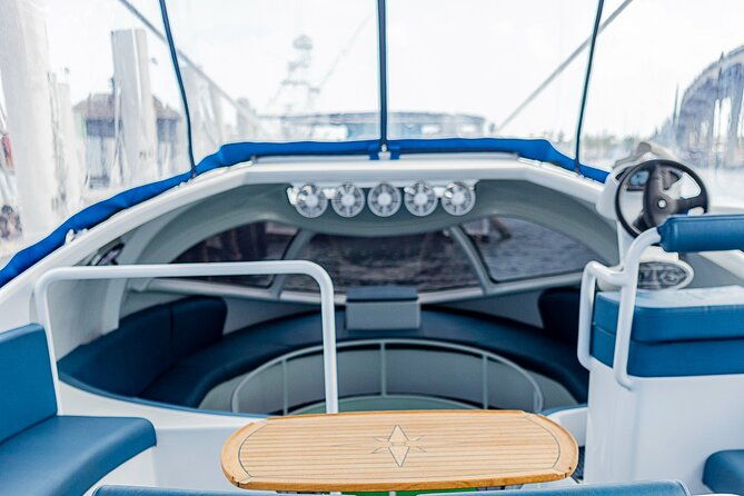 bahamas-on-a-semi-submersive-glass-bottom-boat