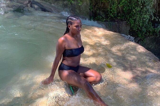 bamboo-rafting-dunns-river-falls-and-horseback-riding-private-tour