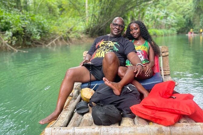 bamboo-rafting-experience-on-the-martha-brea