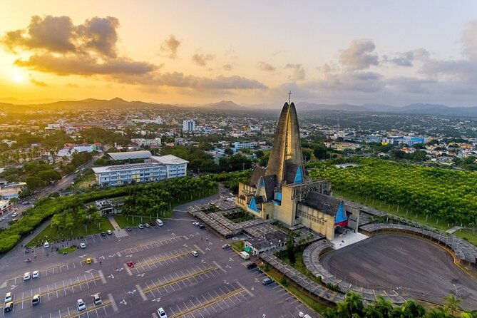 barcelo-bavaro-beach-round-trip-shuttle-punta-cana-airport