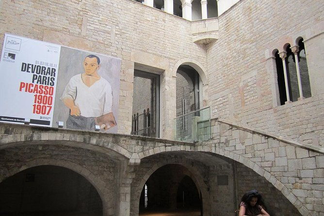 barcelona-art-and-tapas-small-group-walking-tour-with-picasso-museum-2