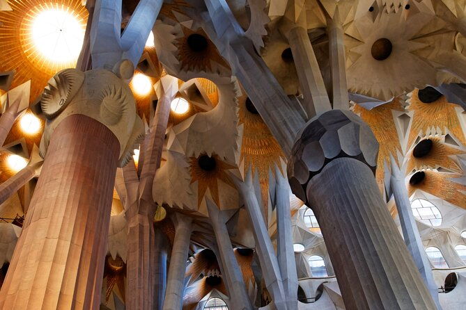 barcelona-sagrada-familia-guided-visit-with-optional-extras