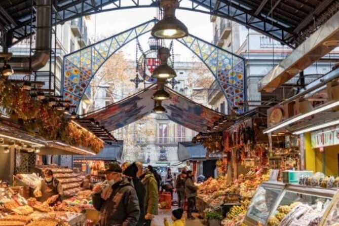 barcelona-walking-tour-old-towns-hidden-gems