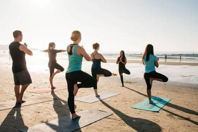 beach-yoga-in-san-diego