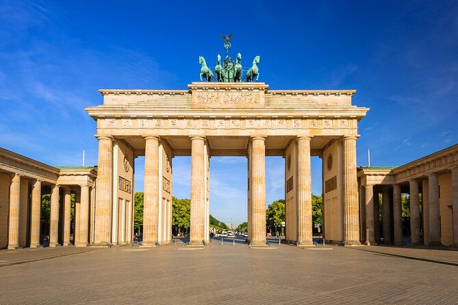 berlins-must-see-history-sites-private-black-van-half-day-tour