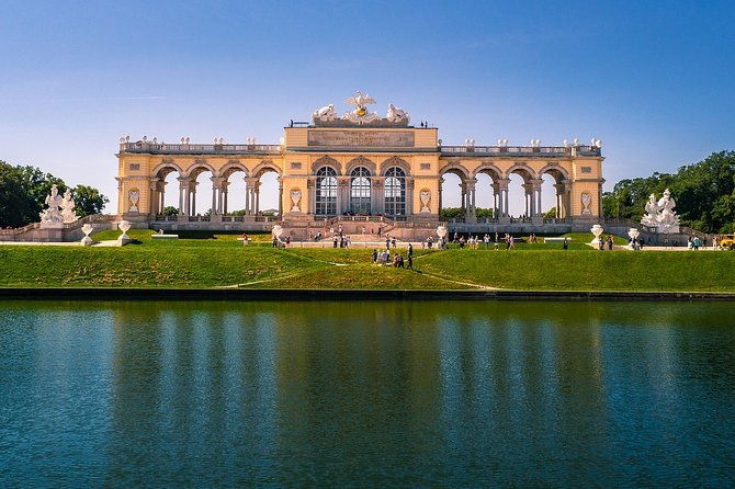 best-of-vienna-1-day-tour-by-car-with-schonbrunn-tickets