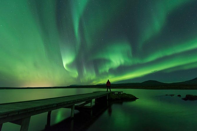 blue-lagoon-northern-lights-from-reykjavik-2