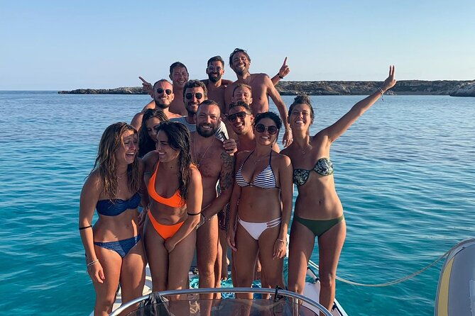 boat-excursion-to-the-island-of-favignana