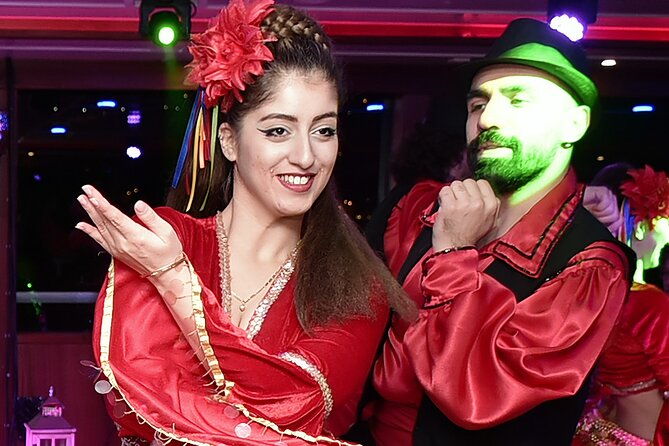 bosphorus-dinner-cruise-with-turkish-dances-alcoholic-package