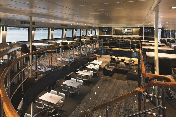 boston-signature-dinner-cruise-2