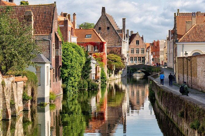 bruges-small-group-full-day-trip-by-minivan-from-paris