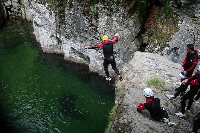 canyon-borne-in-ardeche-half-day