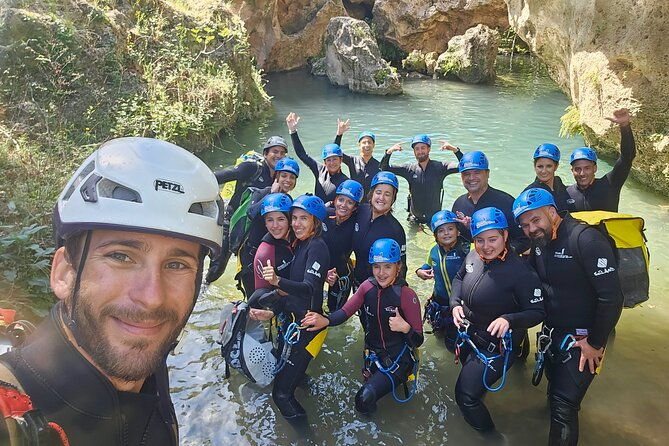 canyoning-experience-in-gorgo-de-la-escalera-ravine