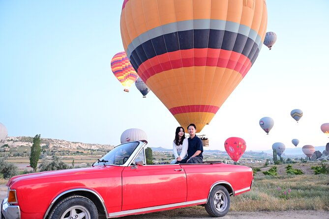 cappadocia-classic-car-sunset-or-sunrise