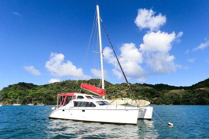 catamaran-day-cruise-caribbean-beaches-with-snorkelling-and-lunch