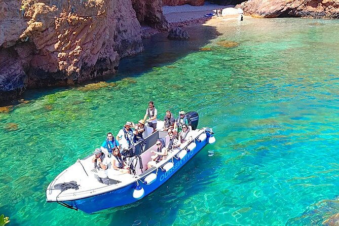 catamaran-trip-to-berlengas-island-visit-to-the-caves