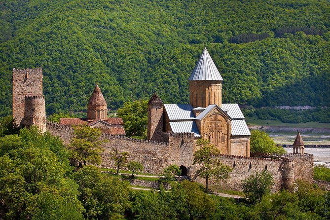 caucasus-mountains-tour-from-tbilisi