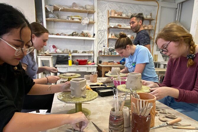 ceramic-and-pottery-creative-workshop-with-two-local-artists