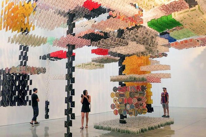 chelsea-contemporary-art-tour-with-nyc-professional-art-critic