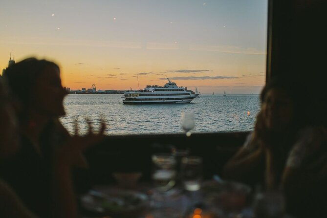 Chicago Fireworks Dinner Cruise With Buffet