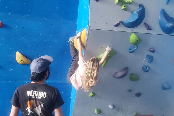 climbing-adventure-in-urubamba-with-instructor