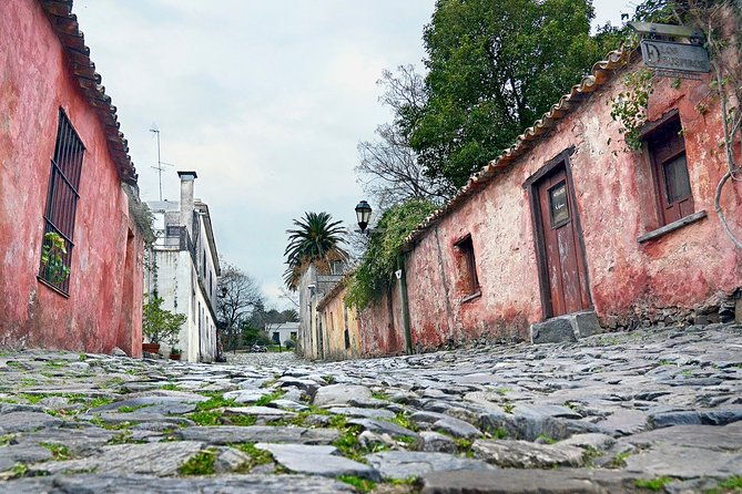 colonia-del-sacramento-private-day-tour-from-buenos-aires