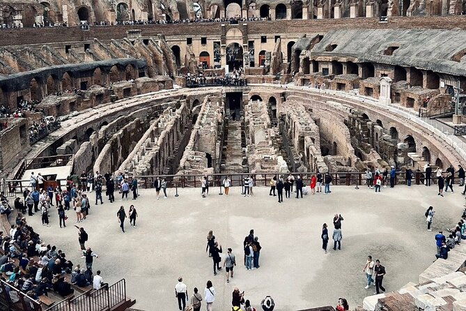 colosseum-ancient-rome-access-with-a-host-2