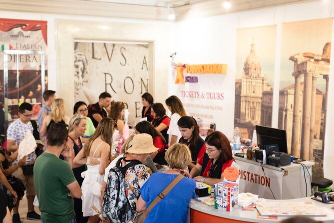 colosseum-and-roman-forum-semi-private-guided-tour