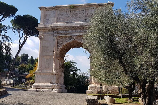 colosseum-arena-floor-and-ancient-rome-semi-private-guided-tour