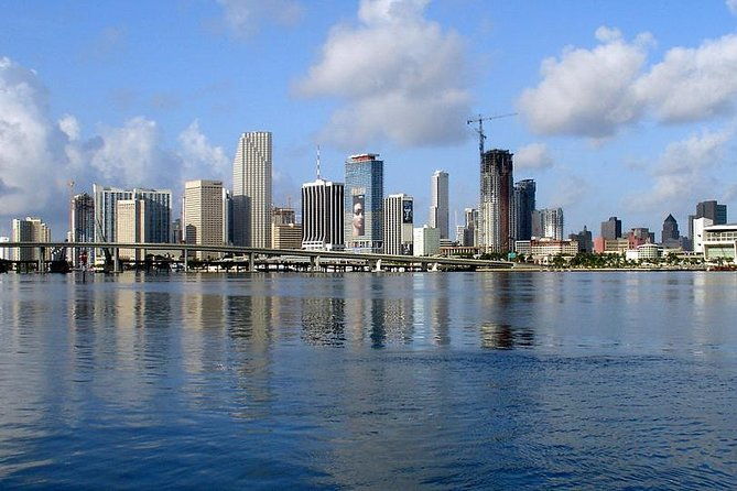 combo-miami-city-and-boat-tours-with-stops-at-wynwwod-and-little-havana