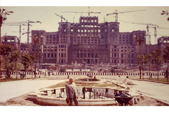 communism-walking-tour-from-lenin-to-ceausescu-in-bucharest