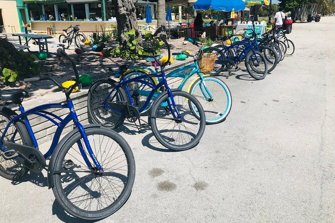 Cruiser Bike Rental at Crandon Park