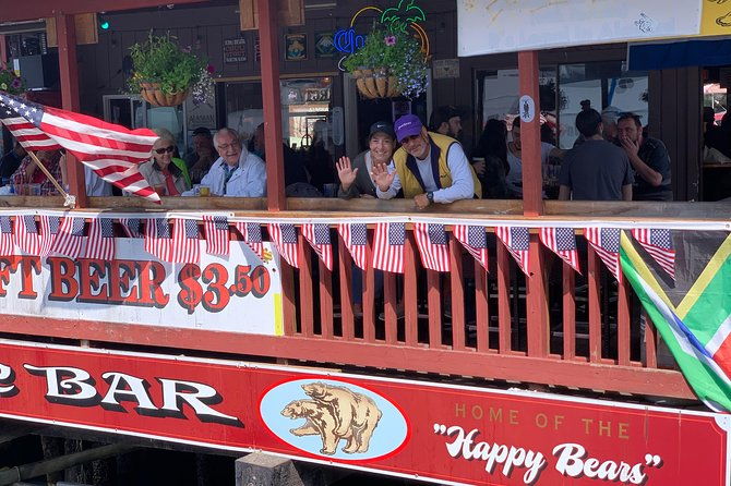 Cruisin and Boozin - 90 Minute Historical Walking Tour of Sites and Bars