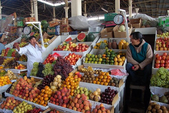 cusco-markets-and-ruins-small-group-tour