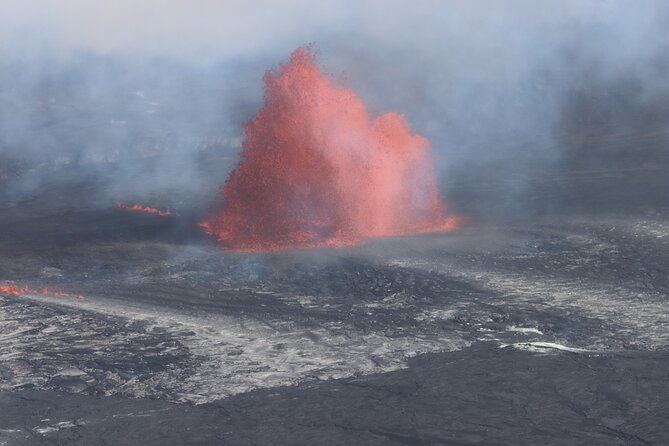 Custom Volcanoes National Park Tour With Extra Stops