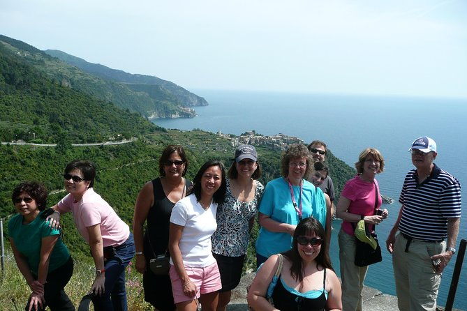 day-trip-to-cinque-terre-by-deluxe-minivan-hiking