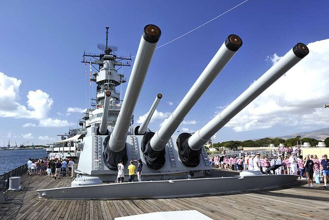 deluxe-arizona-memorial-and-uss-missouri-battleship-tour