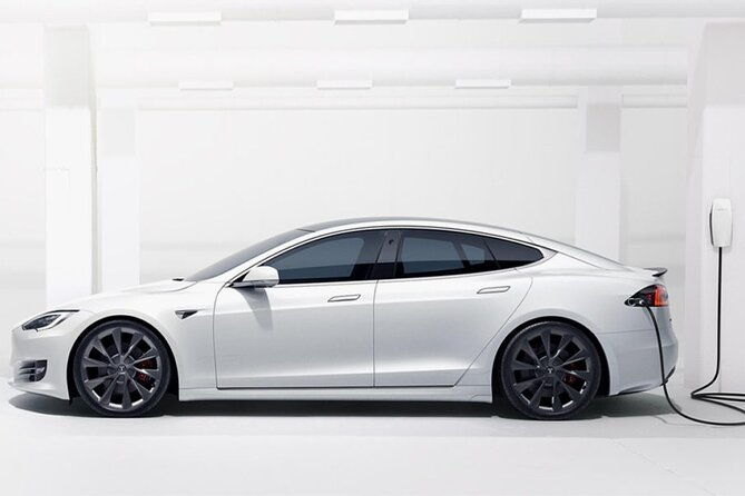 departure-private-transfer-las-vegas-to-las-vegas-airport-by-electric-vehicle-2