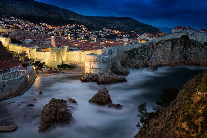 dubrovnik-by-night-history-wine-bites